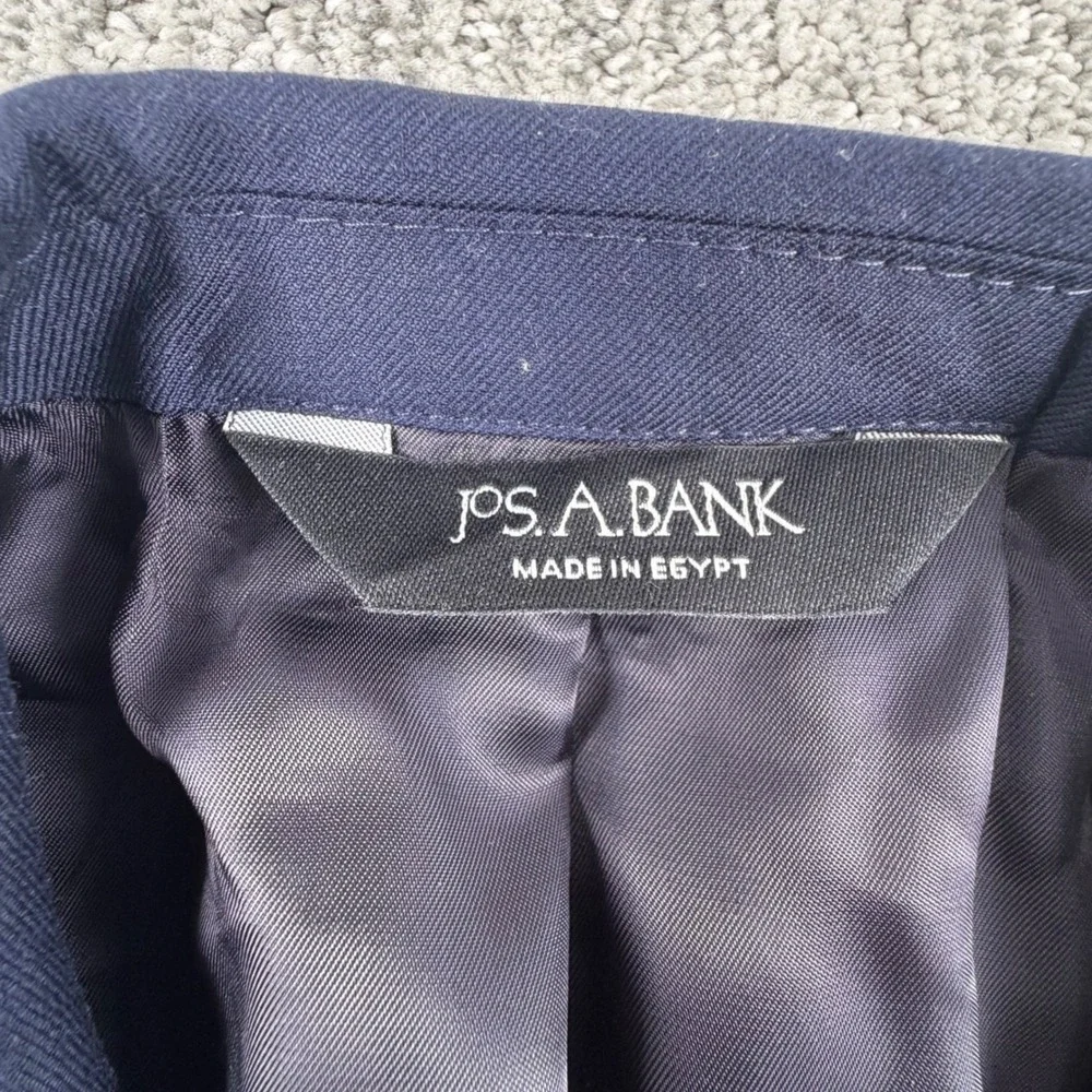 Jos A Bank Blazer Mens 41R Navy Blue Wool Signature Tailored Fit Gold Buttons